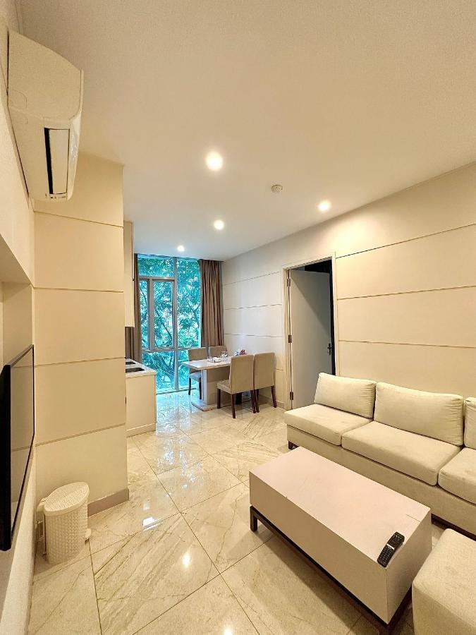 Sang Sai Gon Khách sạn hẻo lánh